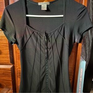 Susan Lawrence Black Top